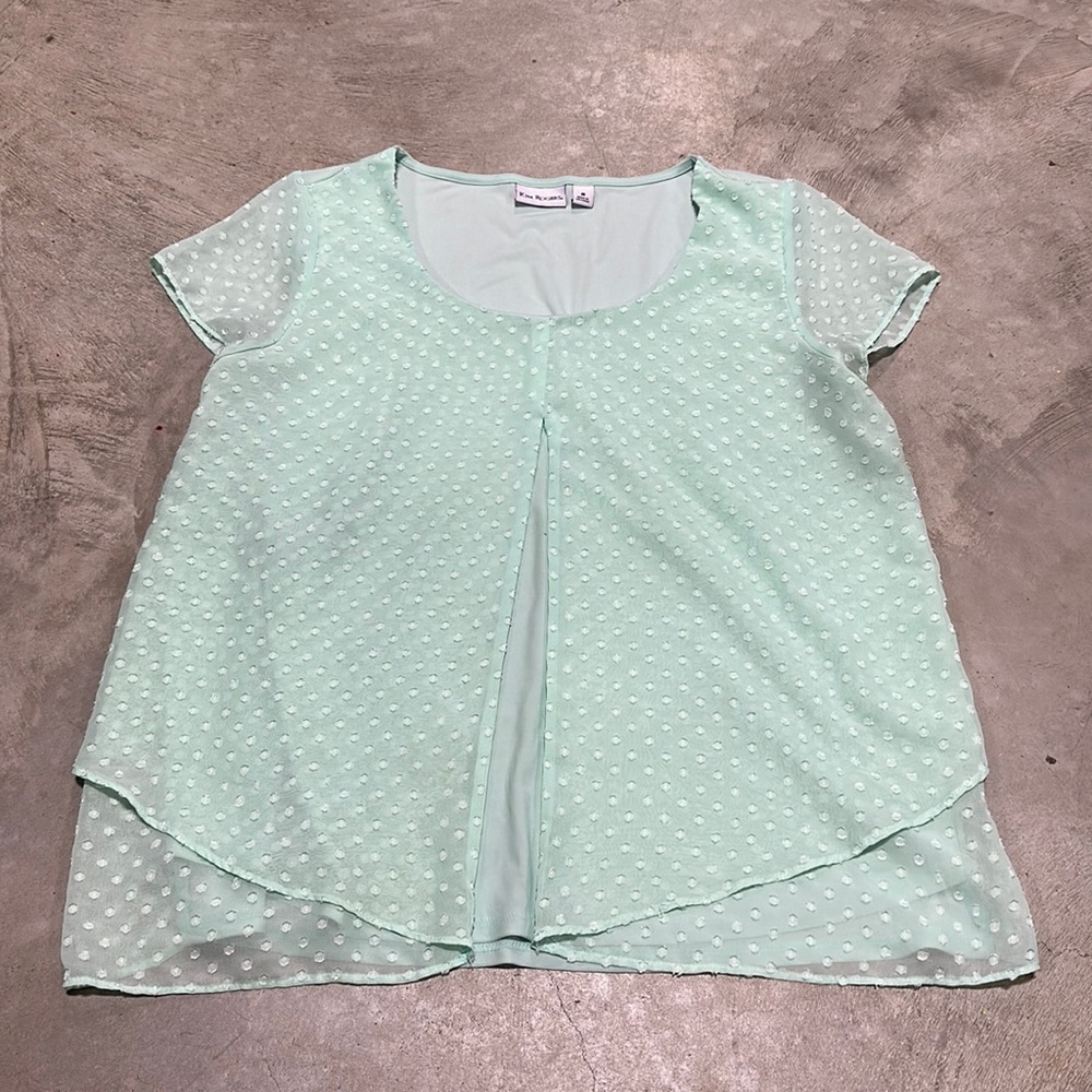 Kim Rogers brand Mint green top /Size M / D-87‎